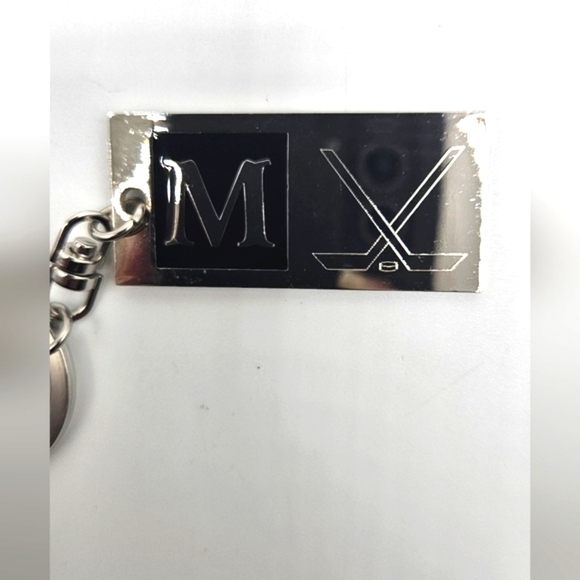 🆓️FREE ADD ON TO BUNDLE Keychain Initial A C D M Hockey Basketball NWOT - Picture 8 of 10